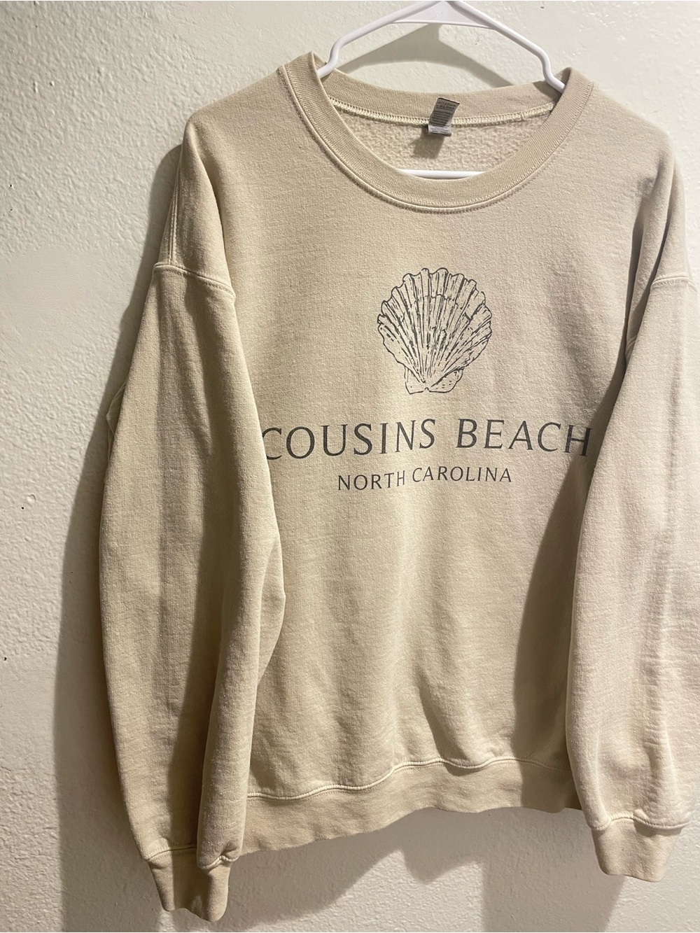 The Summer I Turned Pretty Cousins Beach Crewneck Liam Lore Mens L Cream - Picture 2 of 7